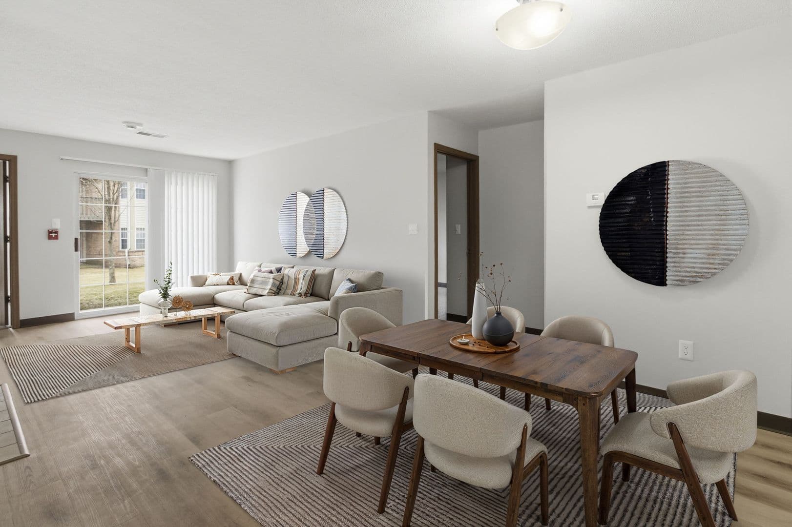 Brown Deer Apartment: 4401 W Deer Run Dr