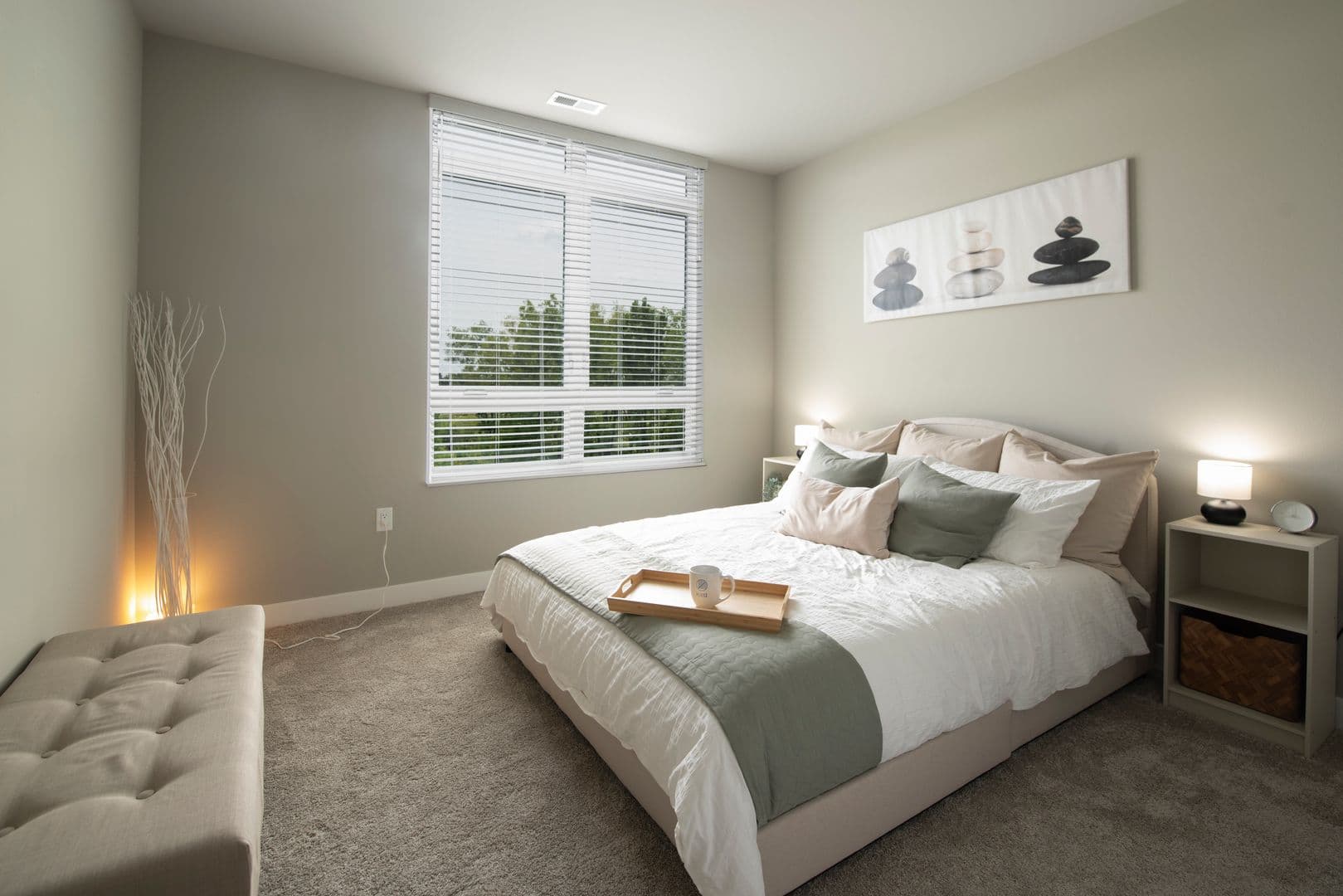Oak Creek Apartment: 1310 W Nicholas Dr