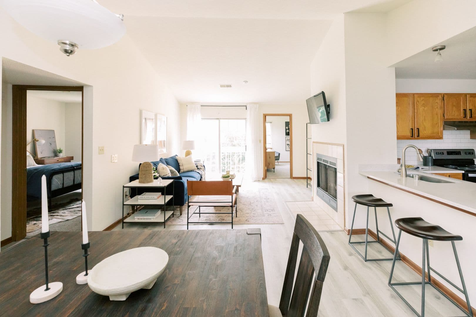 Brown Deer Apartment: 4401 W Deer Run Dr
