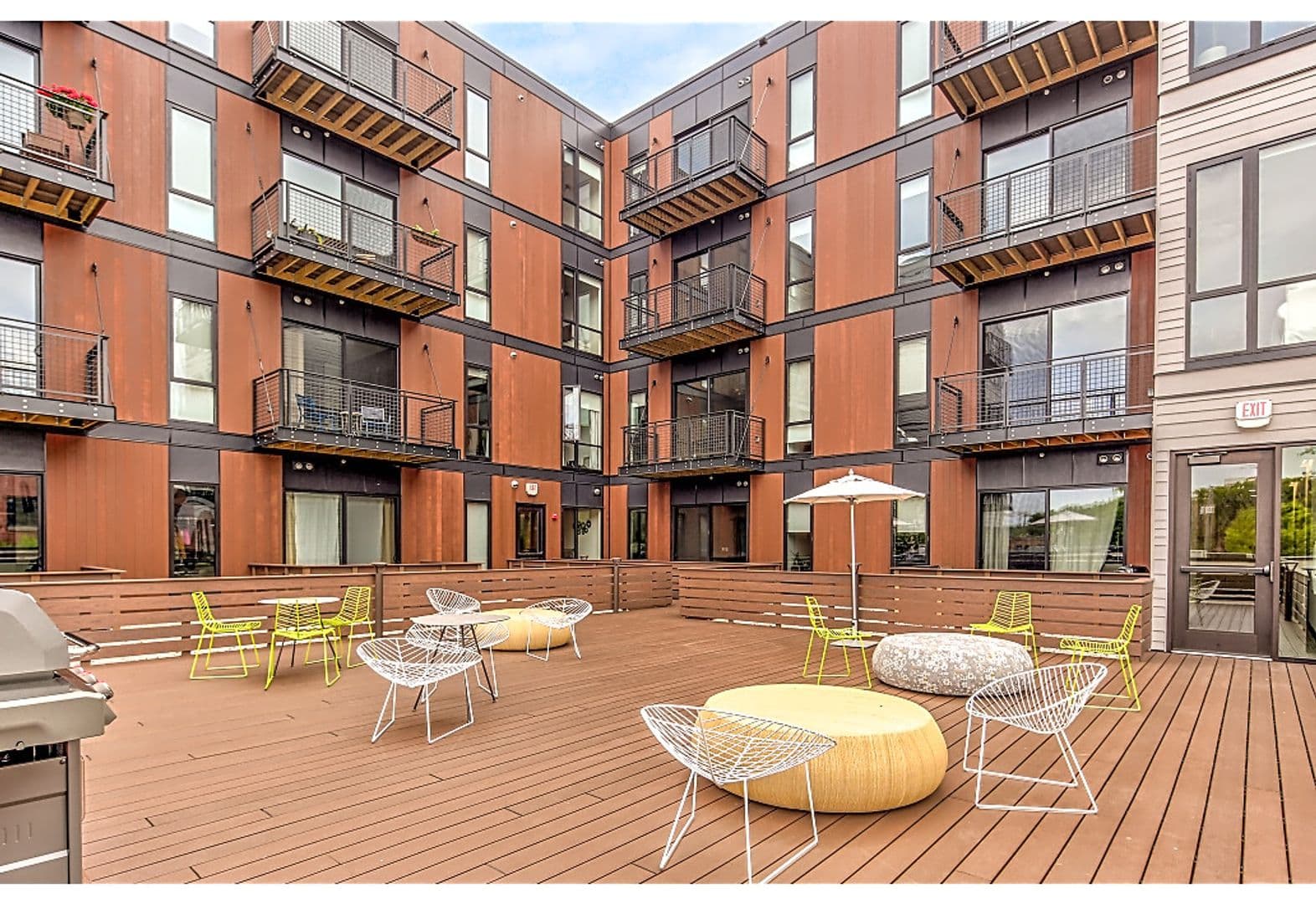 Milwaukee Apartment: 324 S 2nd St