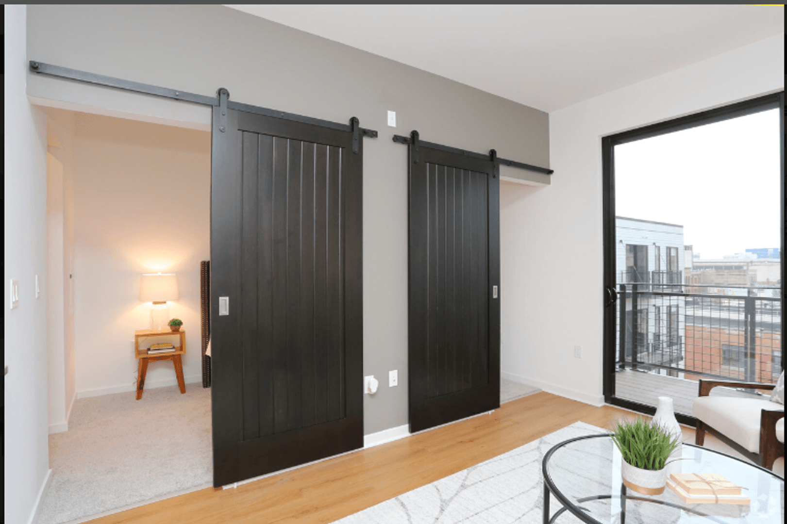 Milwaukee Apartment: 324 S 2nd St