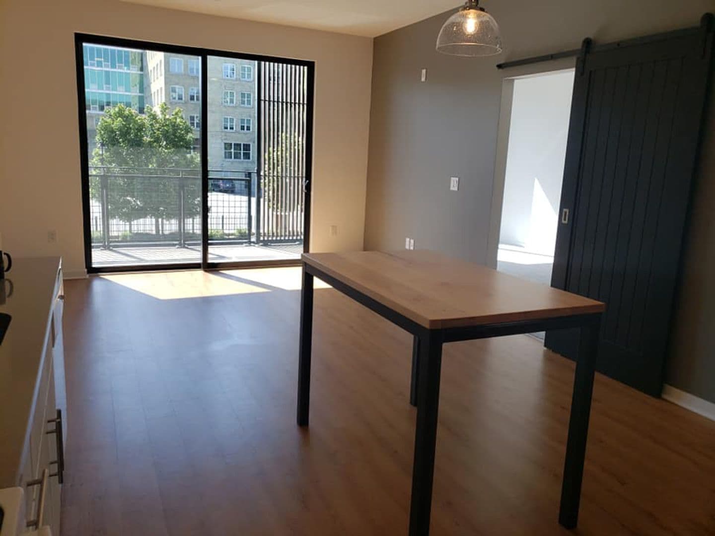 Milwaukee Apartment: 324 S 2nd St
