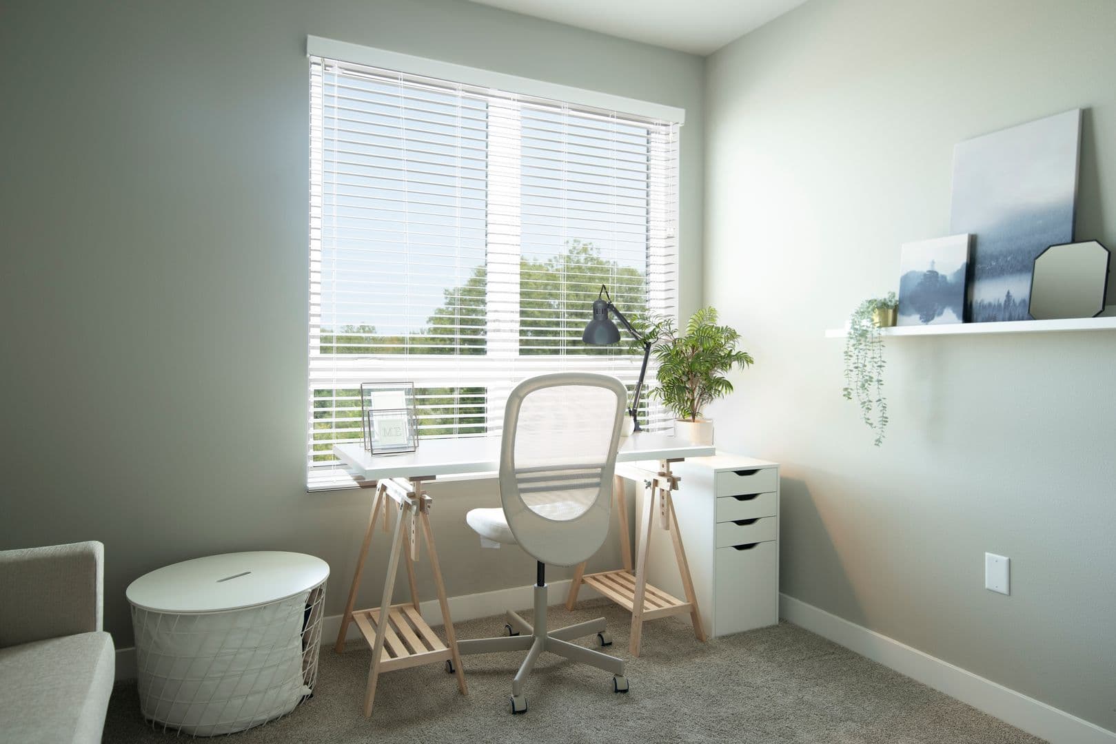 Oak Creek Apartment: 1310 W Nicholas Dr