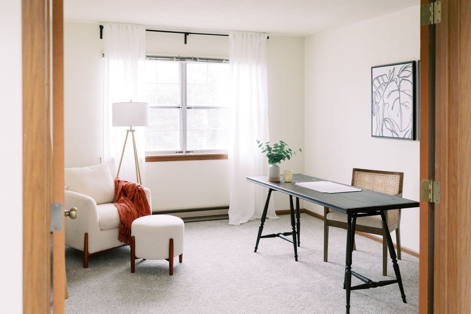 Brown Deer Apartment: 4401 W Deer Run Dr
