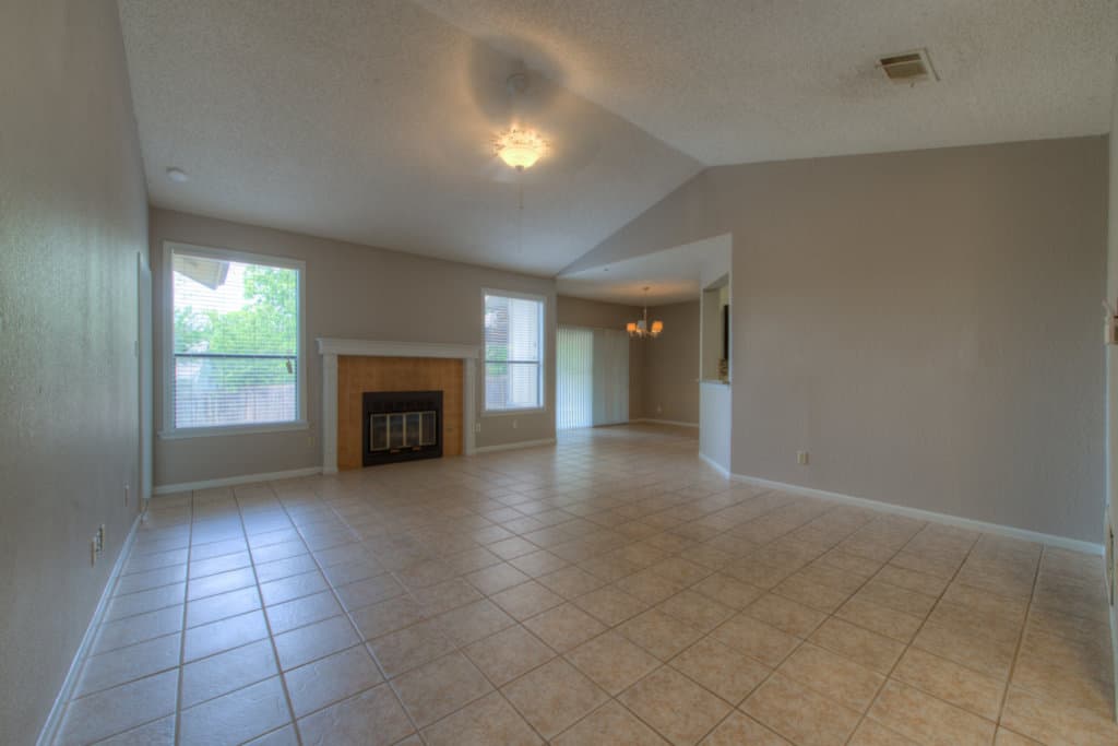 Austin House: 1710 Woodwind Ln