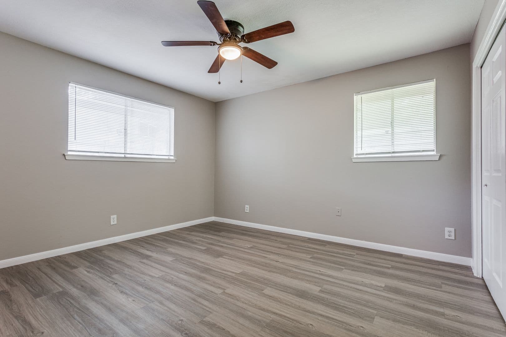 Austin Apartment: 607 Thrush Avenue