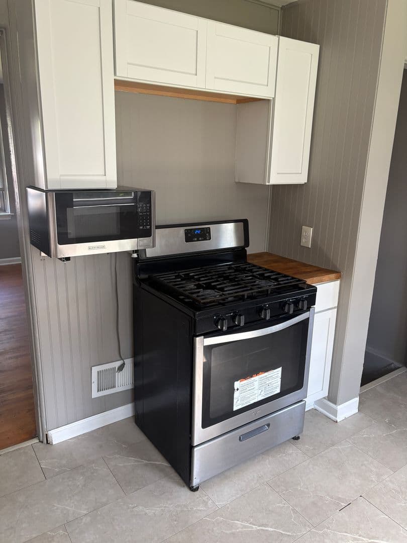 Gary House: 538 Dallas St