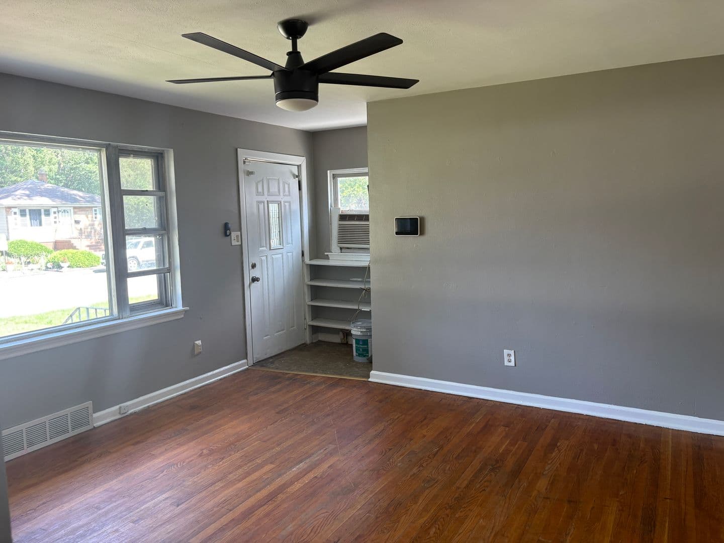 Gary House: 538 Dallas St