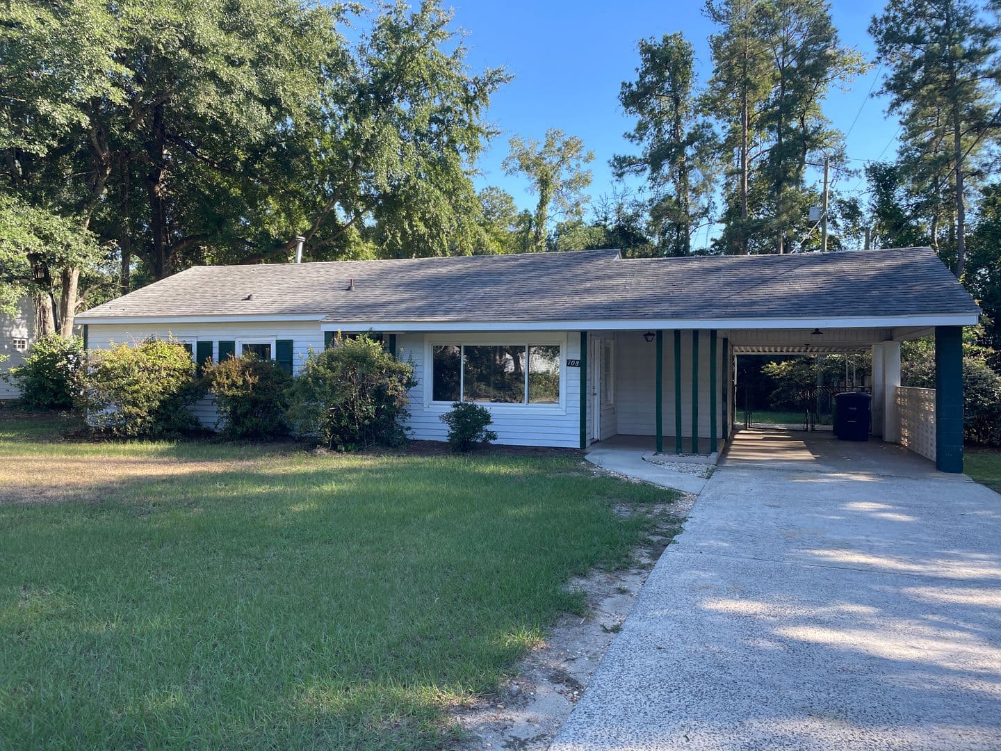 Aiken House: 108 Thomas Street