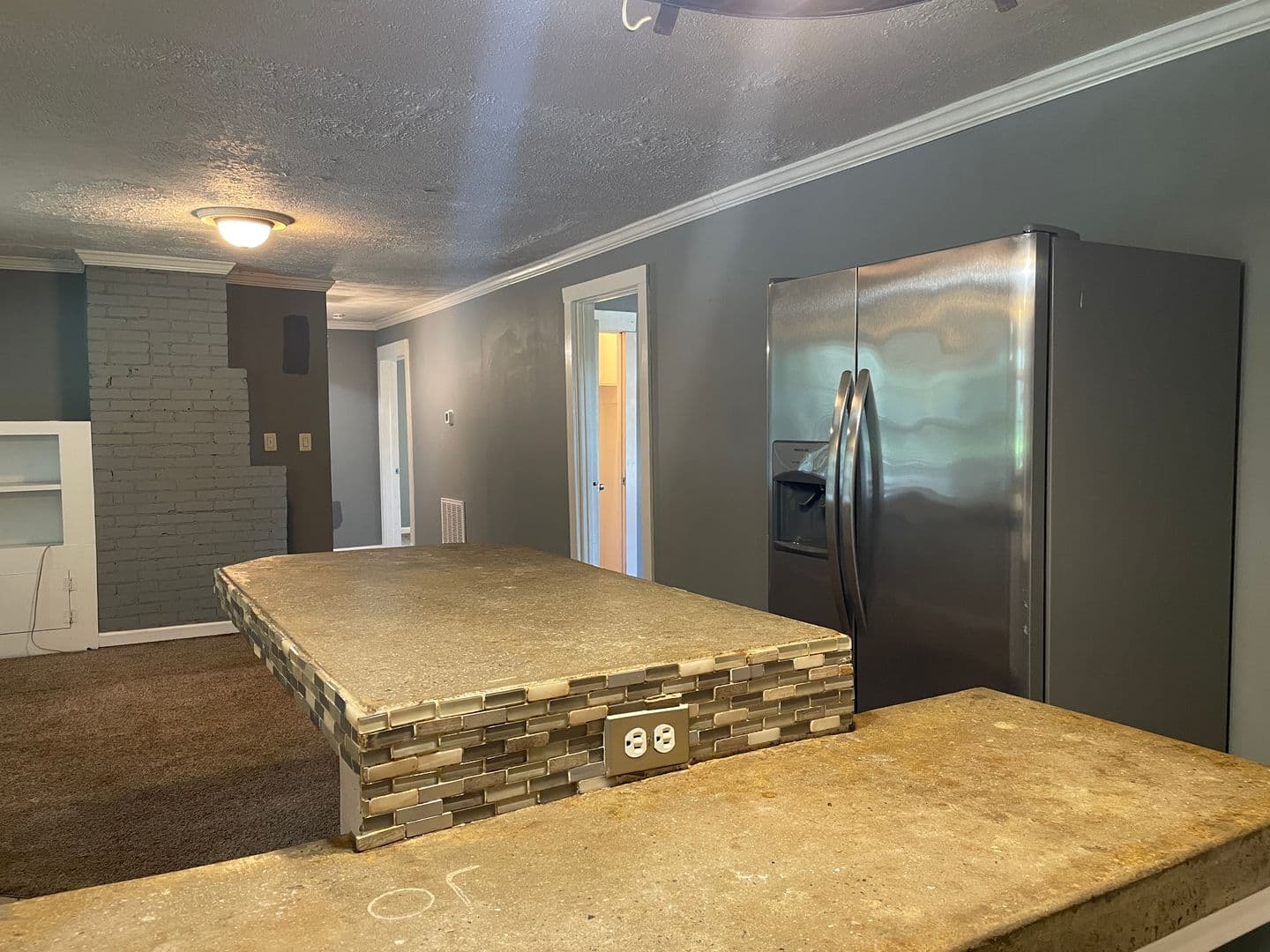 Warrenville House: 210 Jerry Road