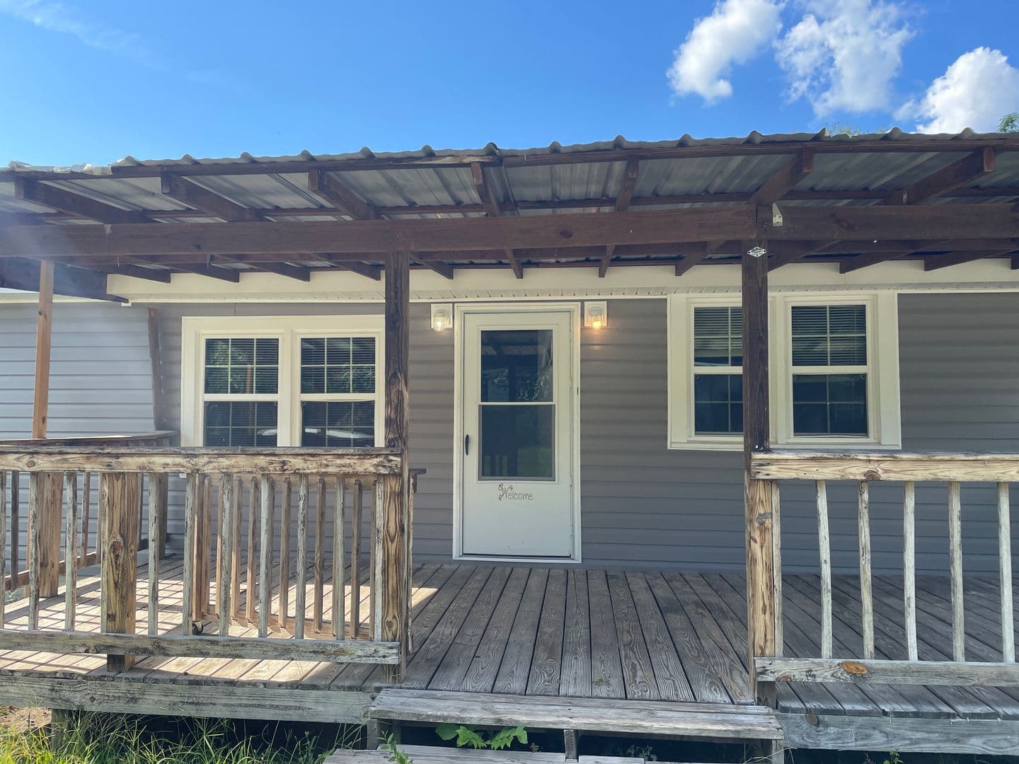 Warrenville House: 210 Jerry Road