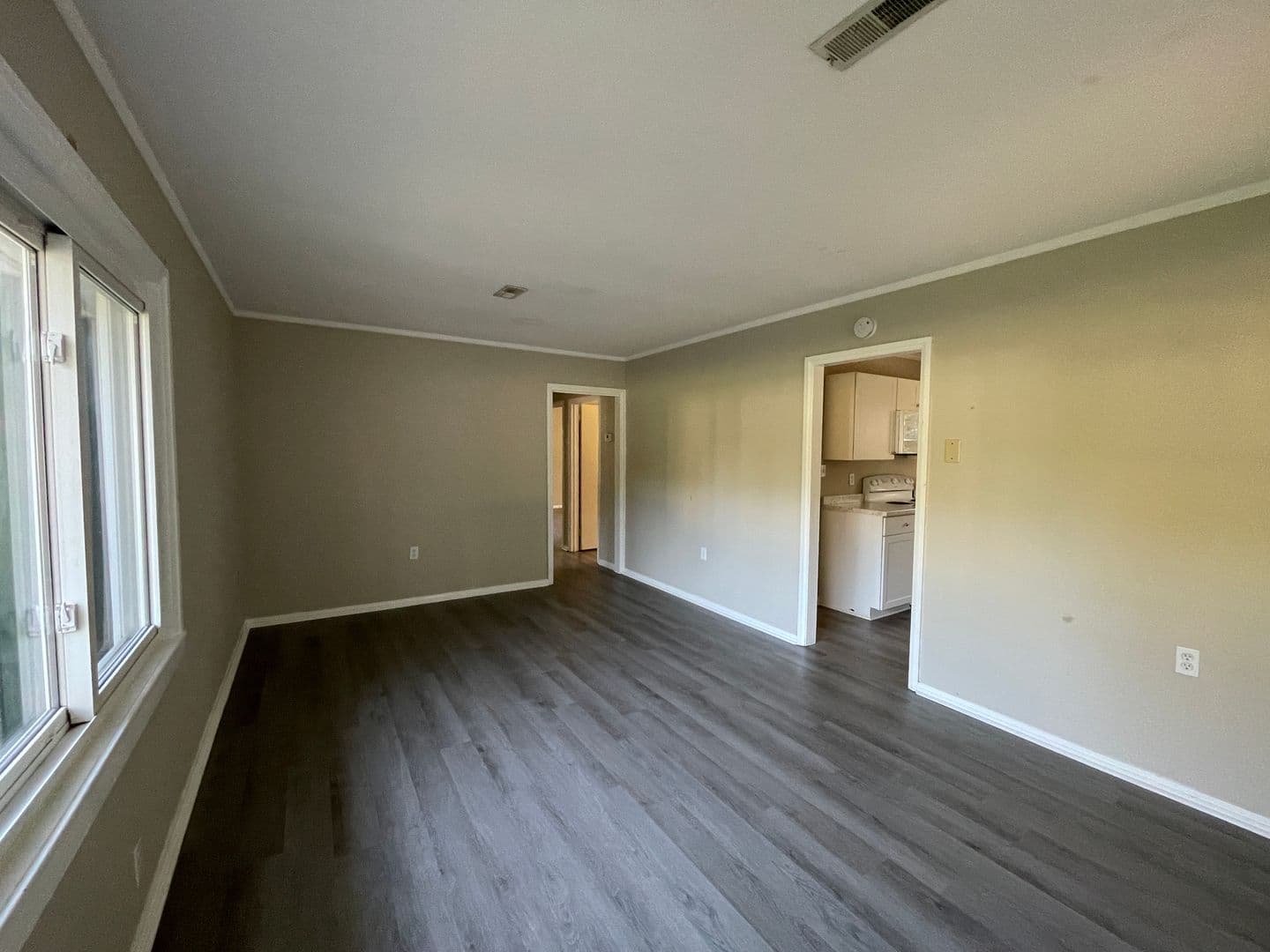 Aiken House: 108 Thomas Street
