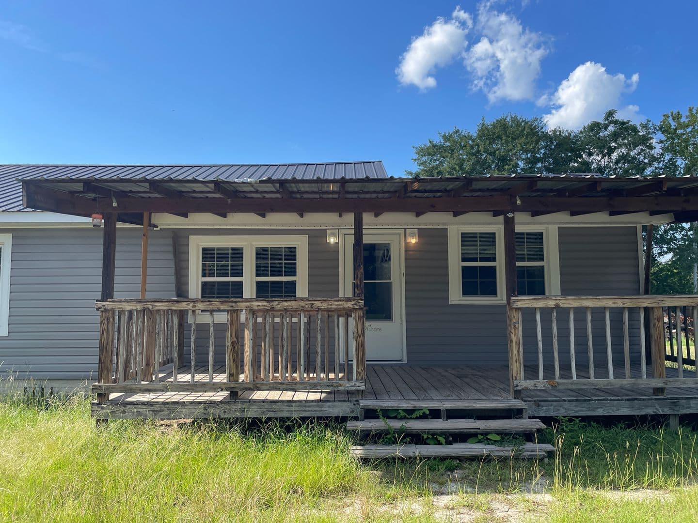 Warrenville House: 210 Jerry Road
