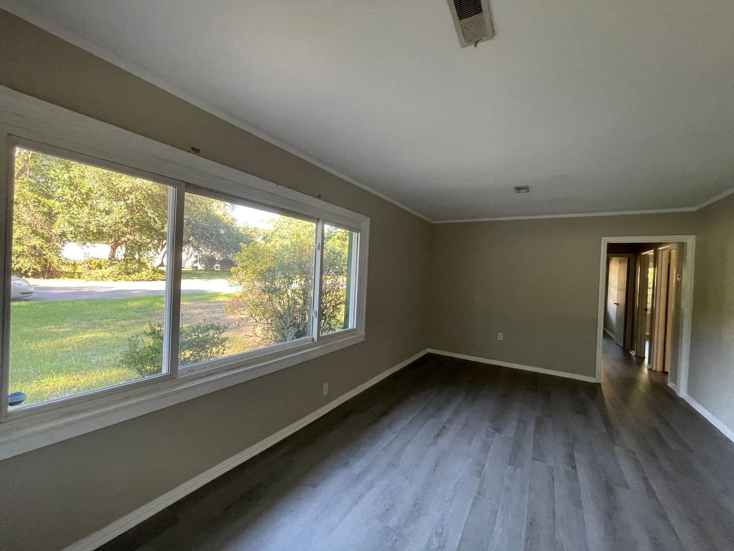 Aiken House: 108 Thomas Street