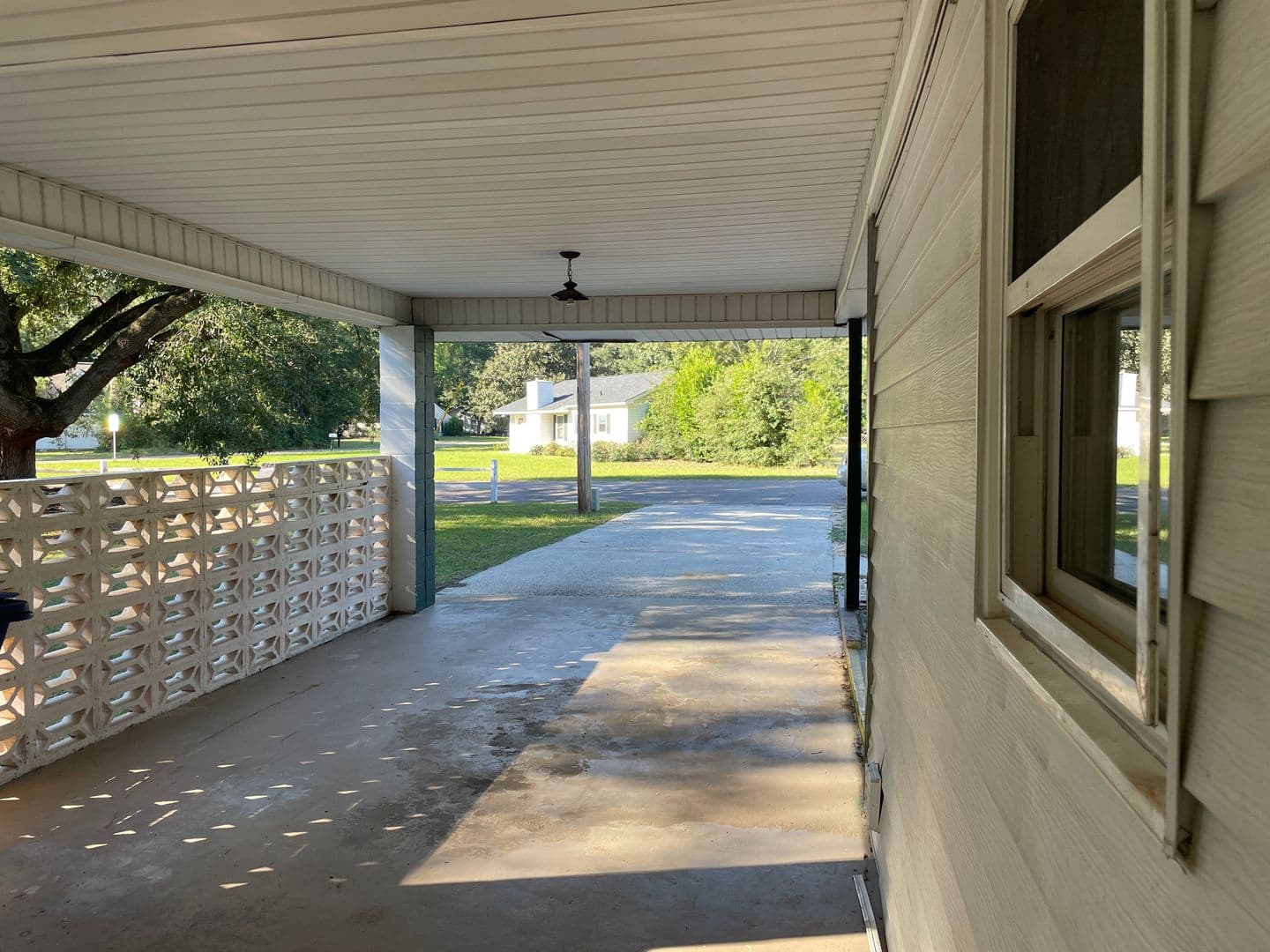 Aiken House: 108 Thomas Street