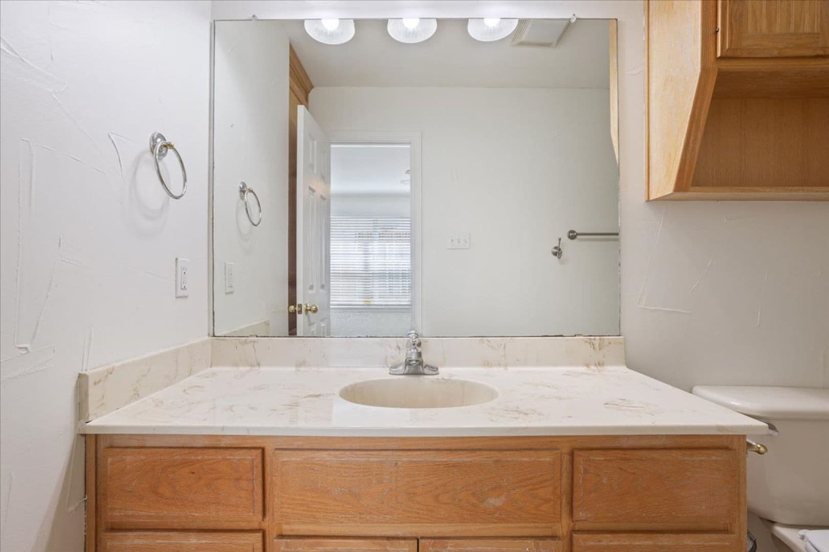 Waco House: 2021 S. 8th Street