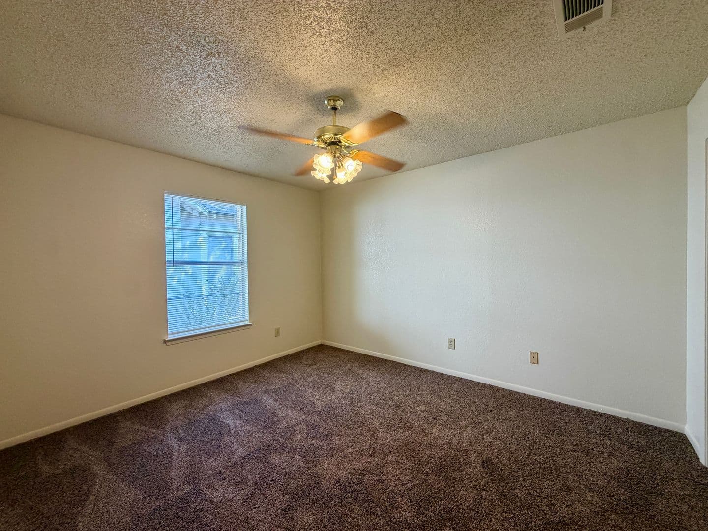 Waco House: 3024 Lasker