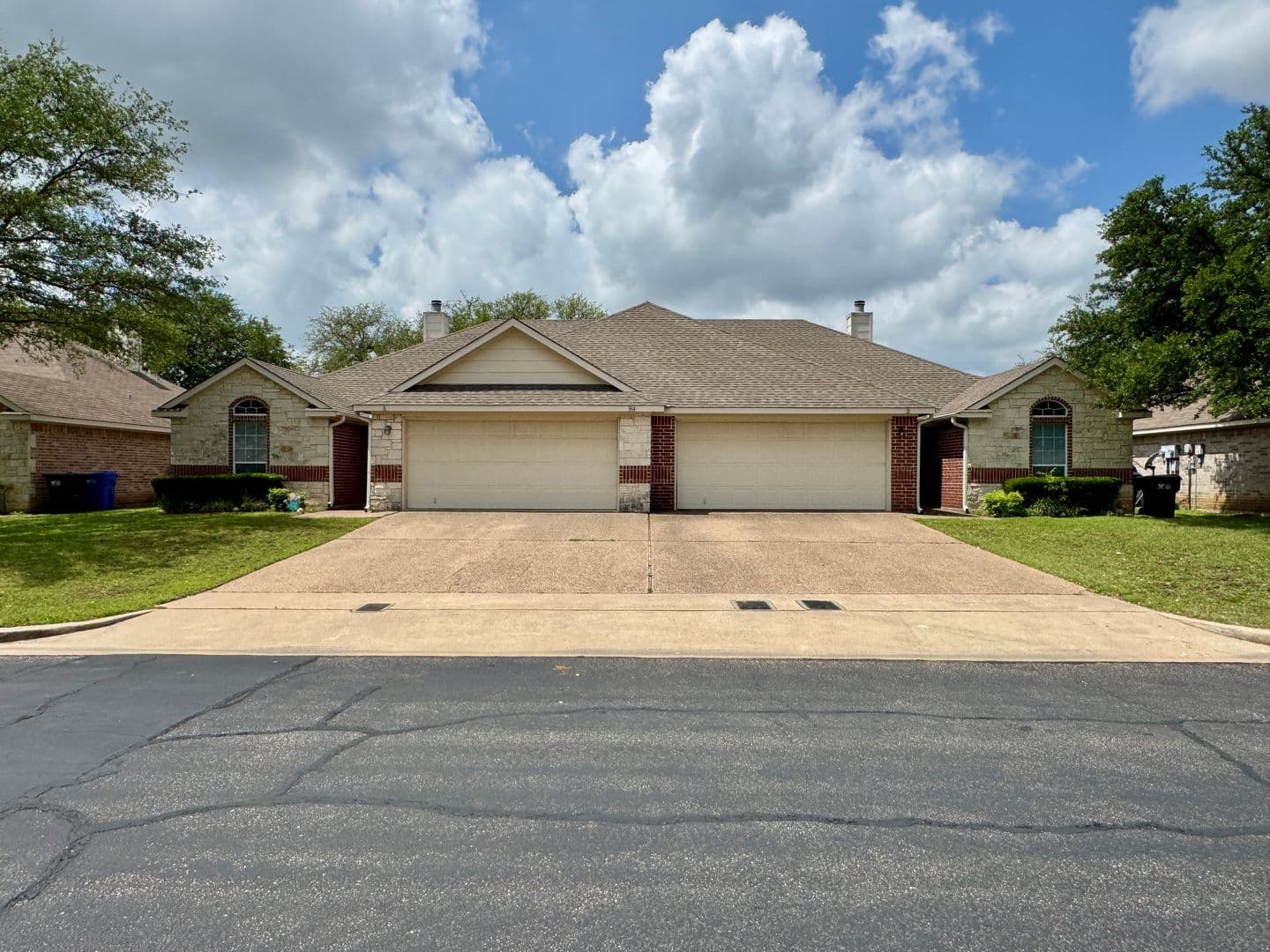 Waco House: 408 B Chapel Trail Circle