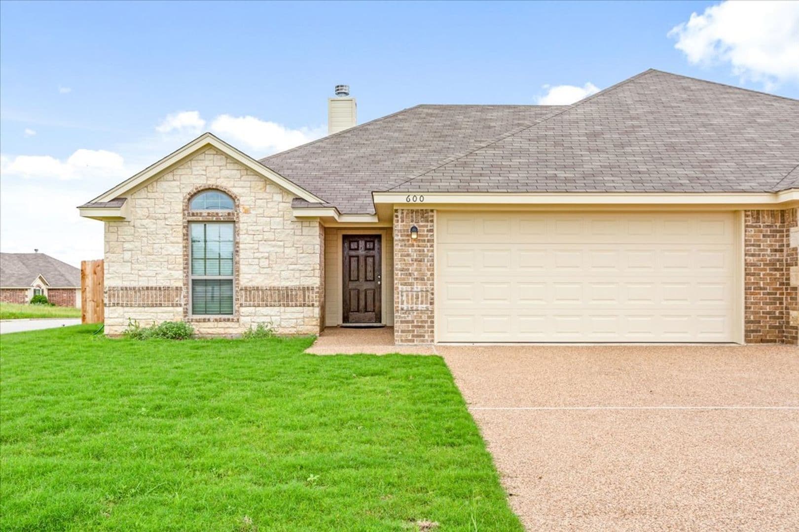 Hewitt House: 614 Hilltop Drive