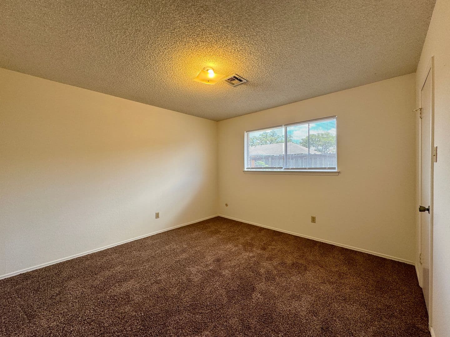 Waco House: 5700 Wilshire