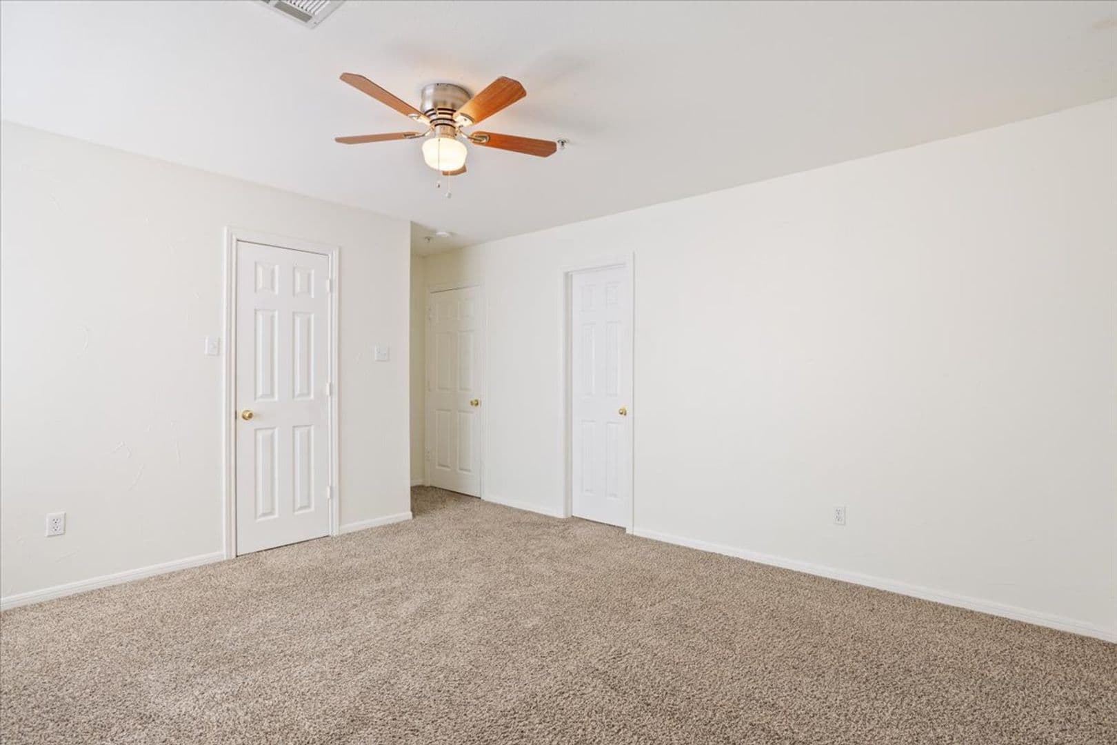 Waco House: 2021 S. 8th Street