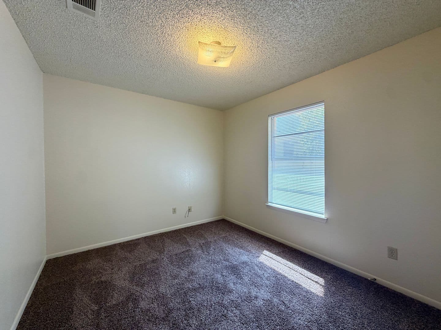 Waco House: 3024 Lasker