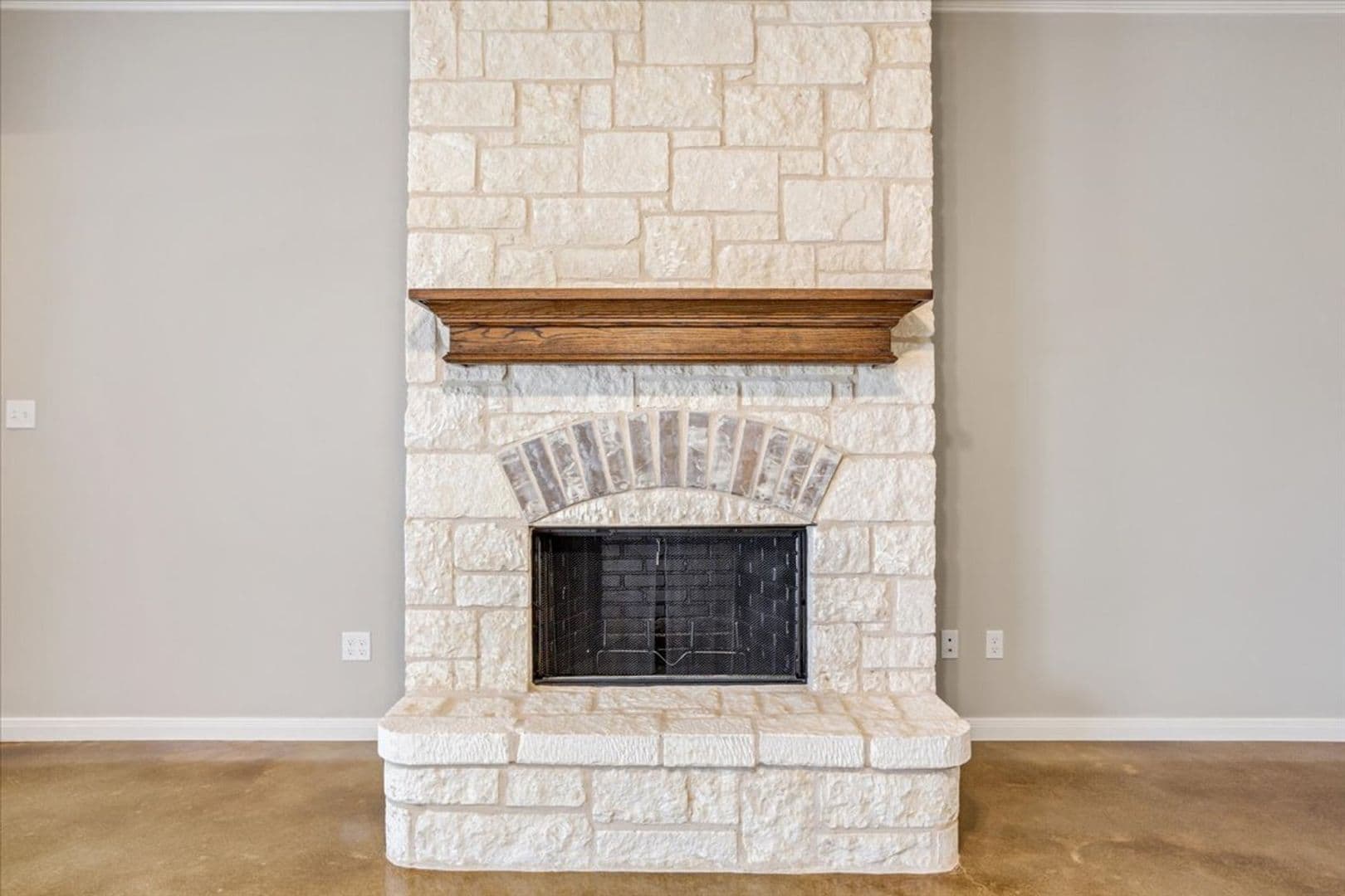 Hewitt House: 614 Hilltop Drive