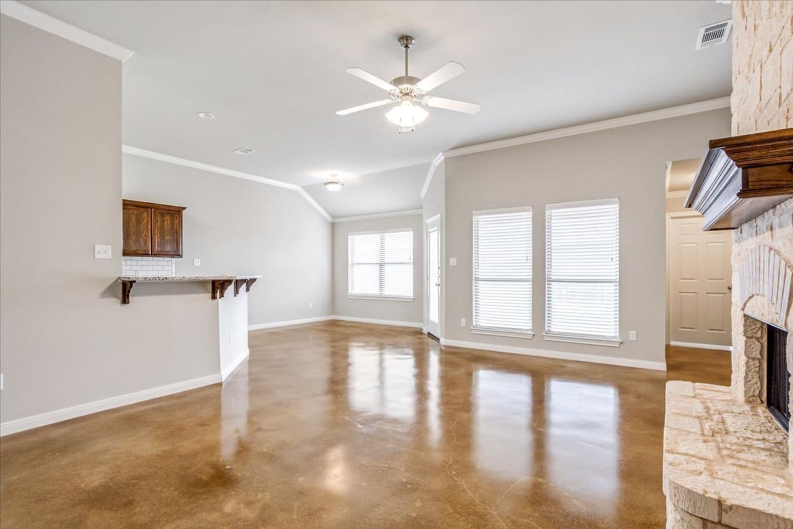 Hewitt House: 614 Hilltop Drive