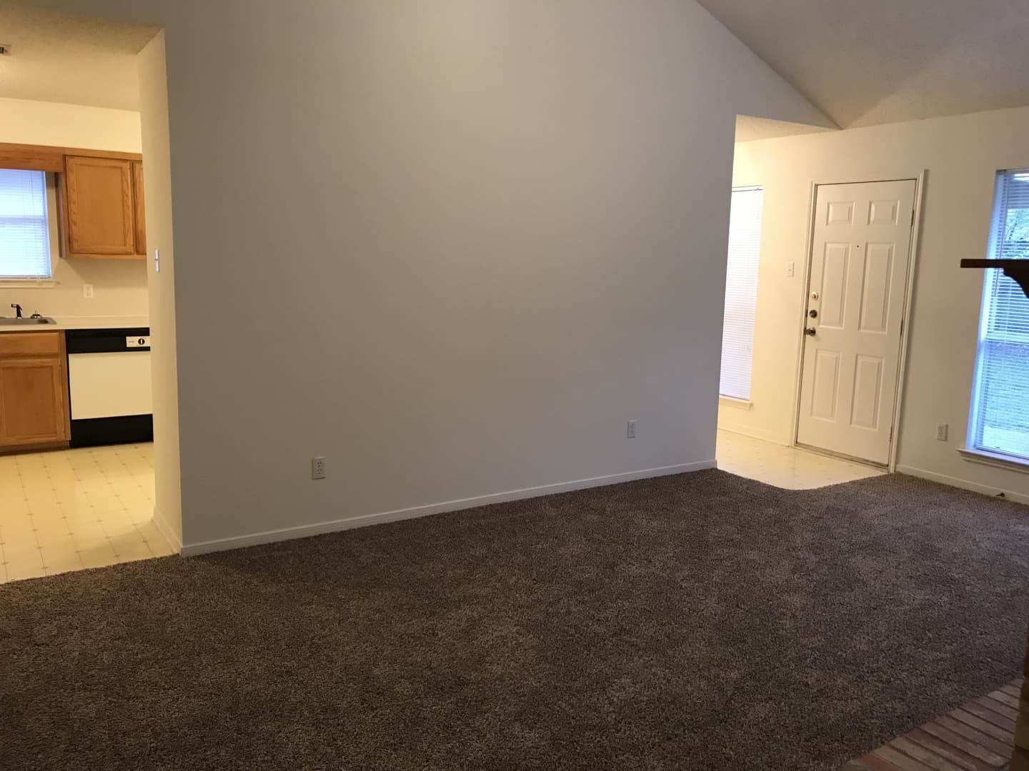 Hewitt House: 1000 Parkview Circle