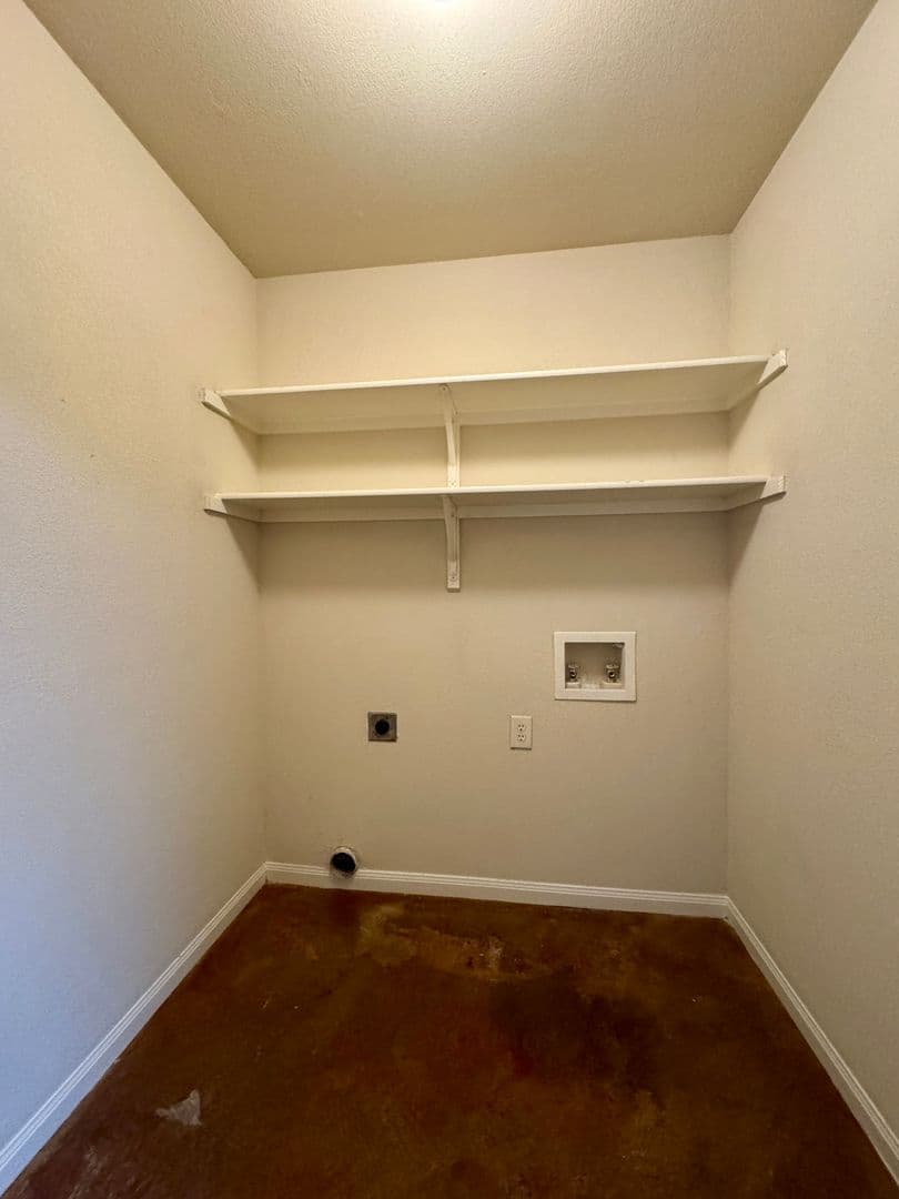 Waco House: 408 B Chapel Trail Circle