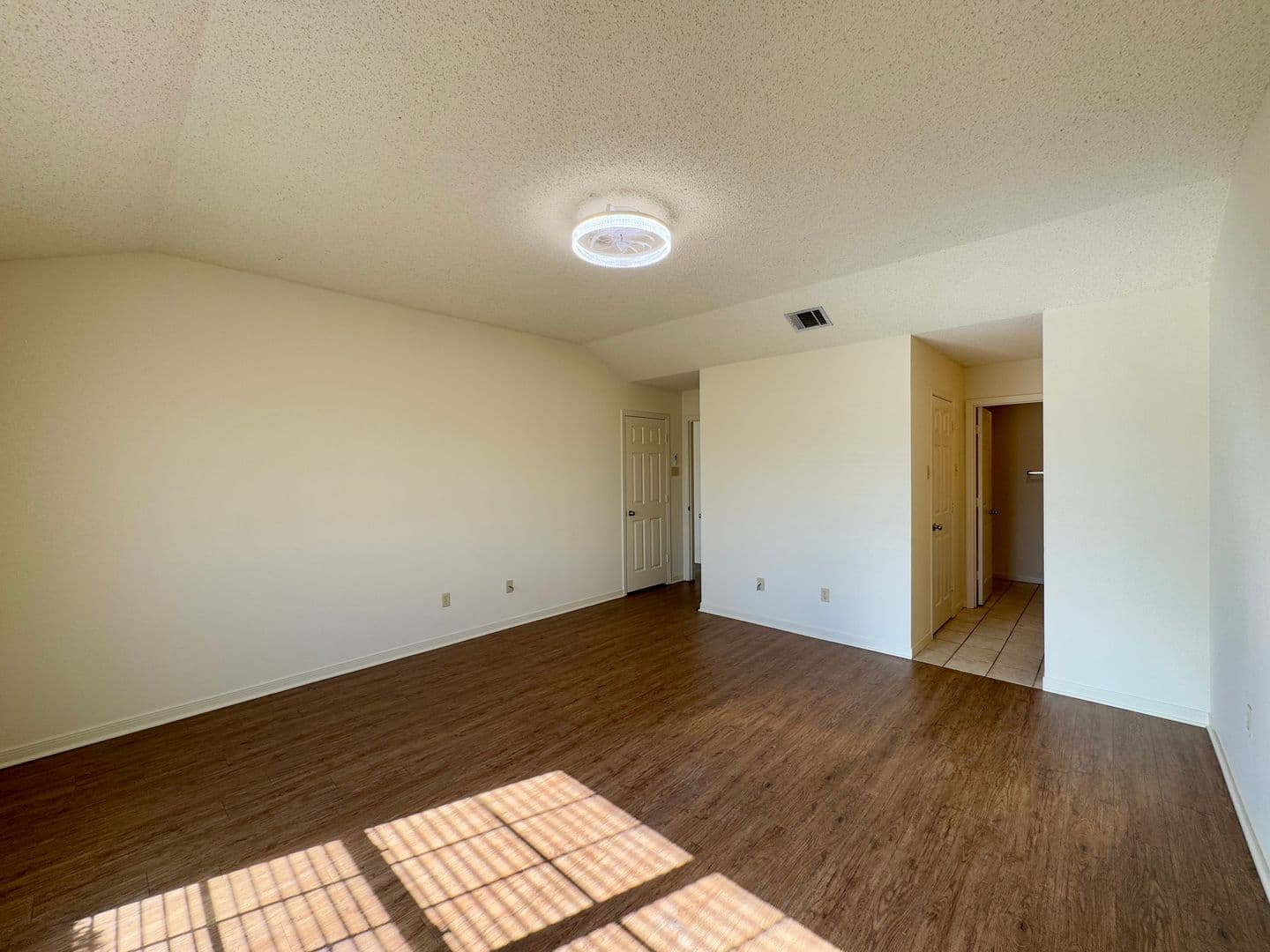 Waco Apartment: 9603 Panther Way