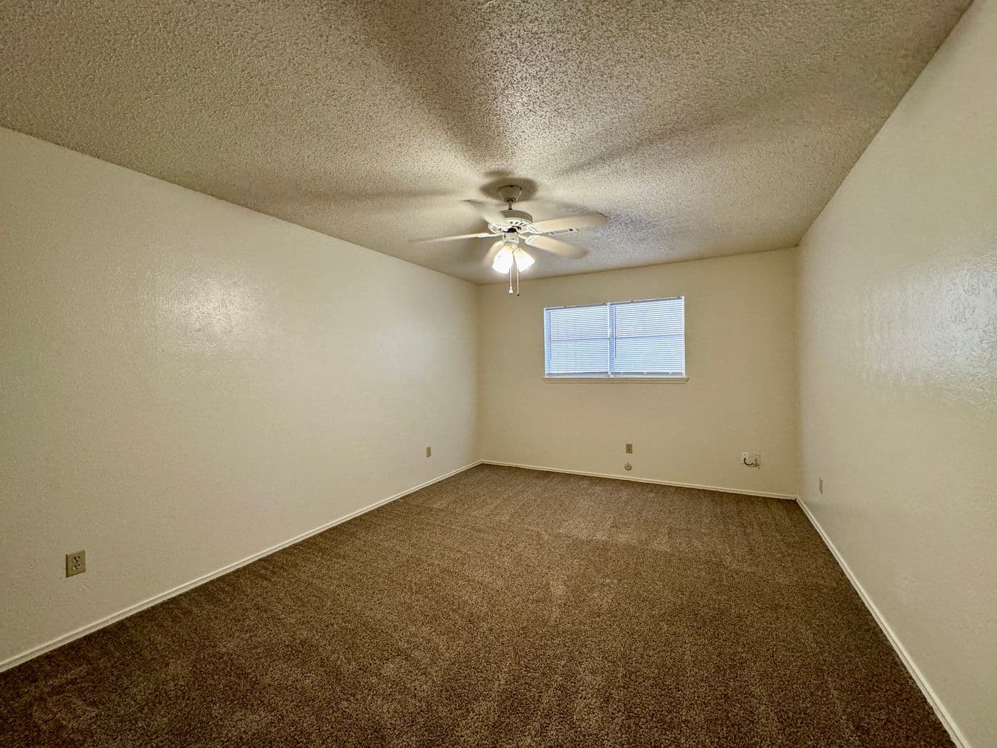 Waco House: 6716 Wiethorn