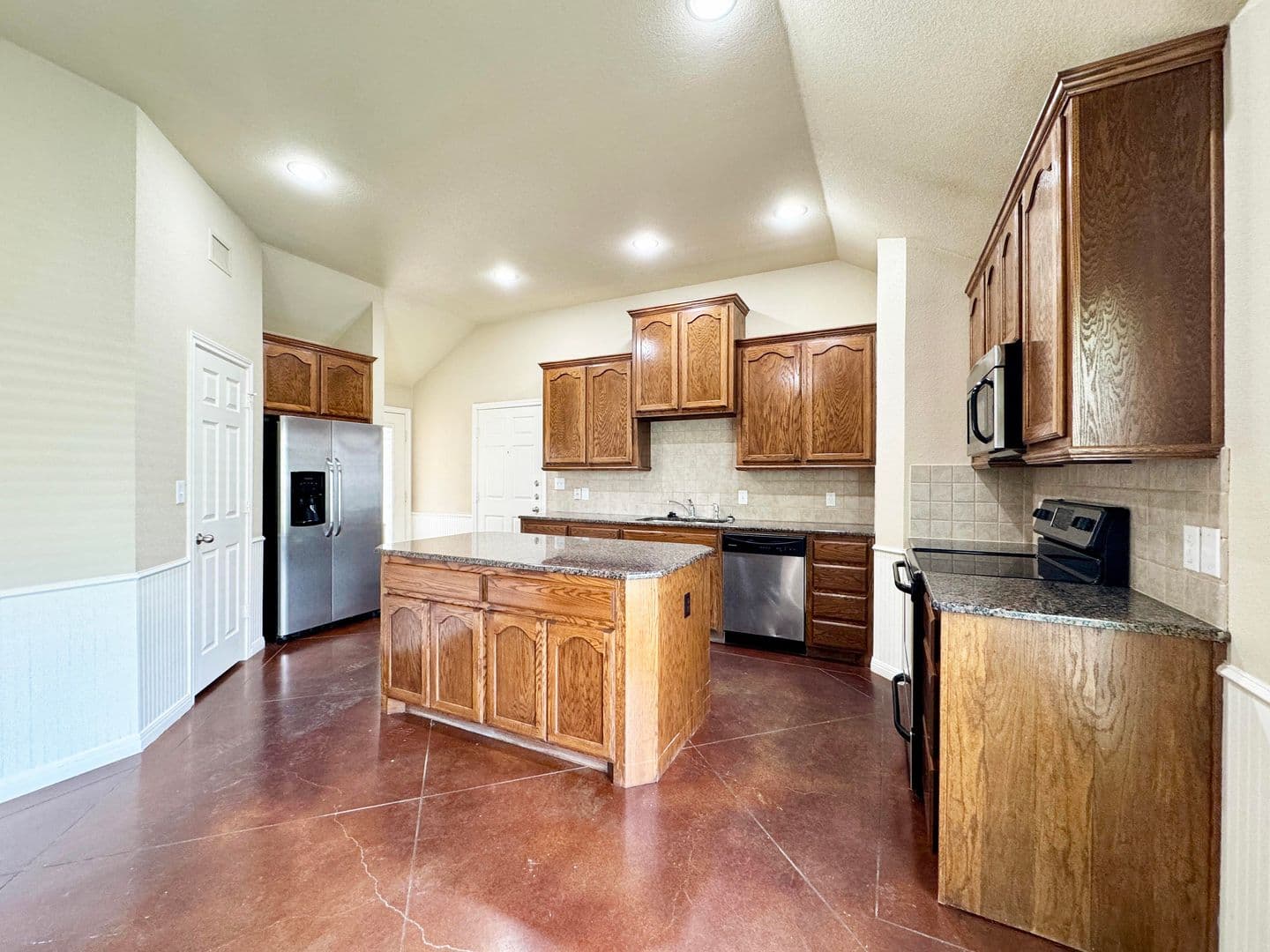 Waco House: 9804 B Salem Way