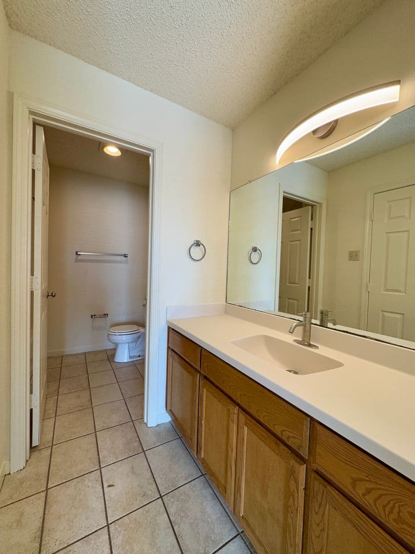 Waco Apartment: 9603 Panther Way