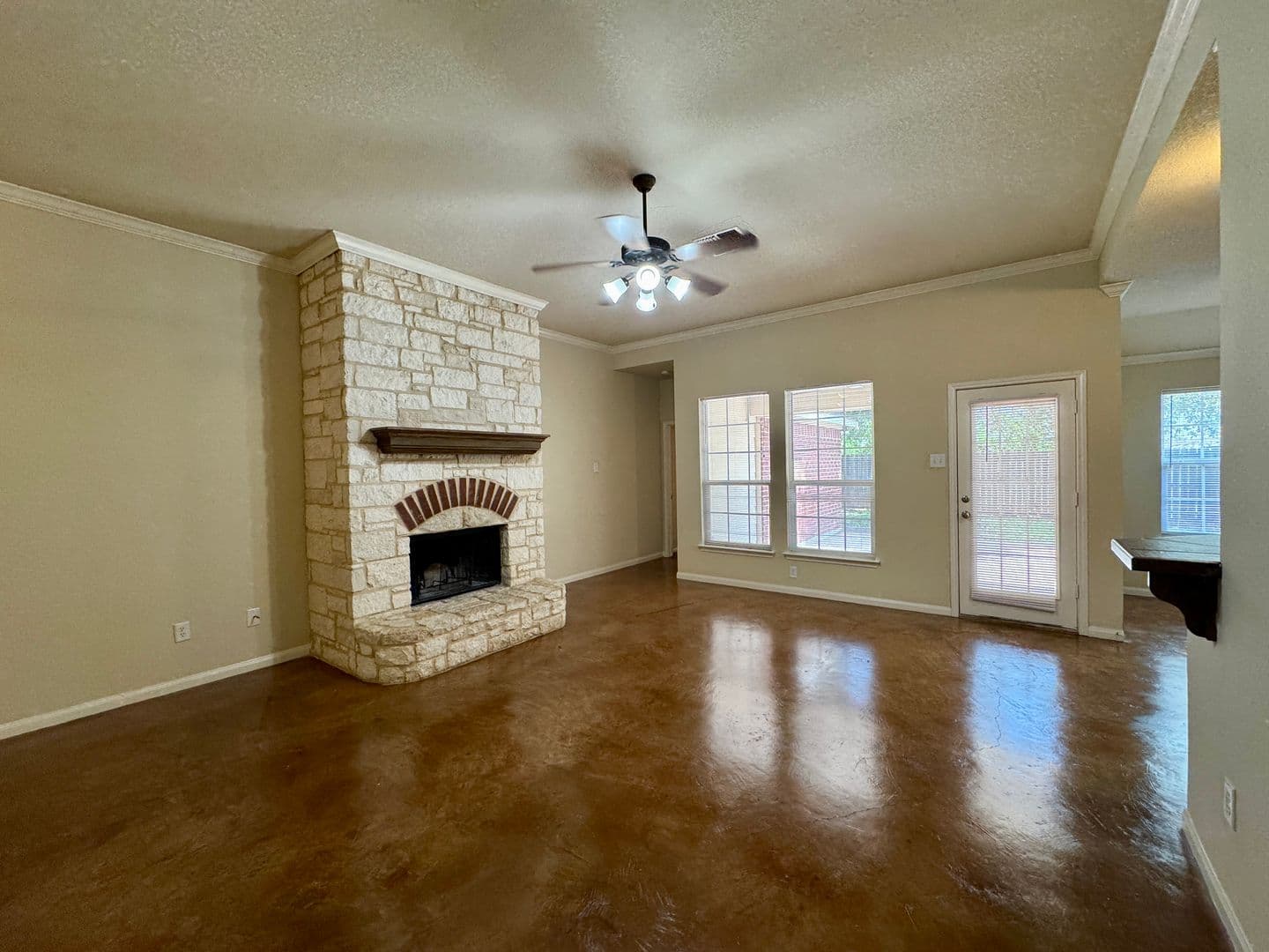 Waco House: 408 B Chapel Trail Circle