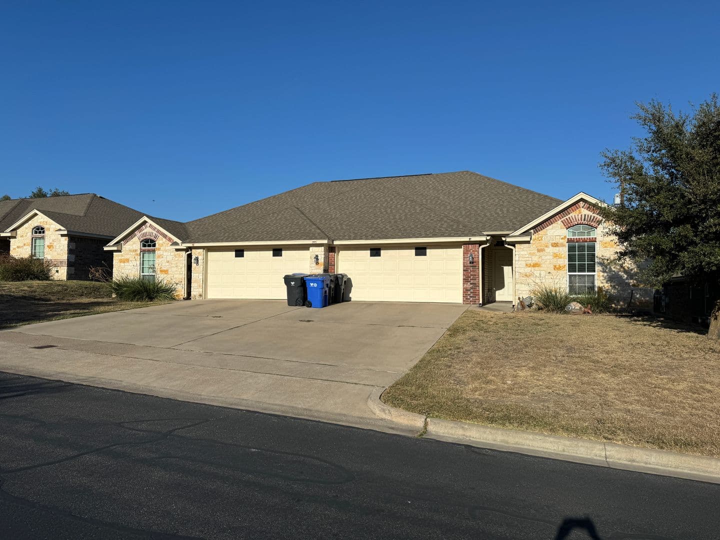 Waco House: 205 B Chapel Trail Circle
