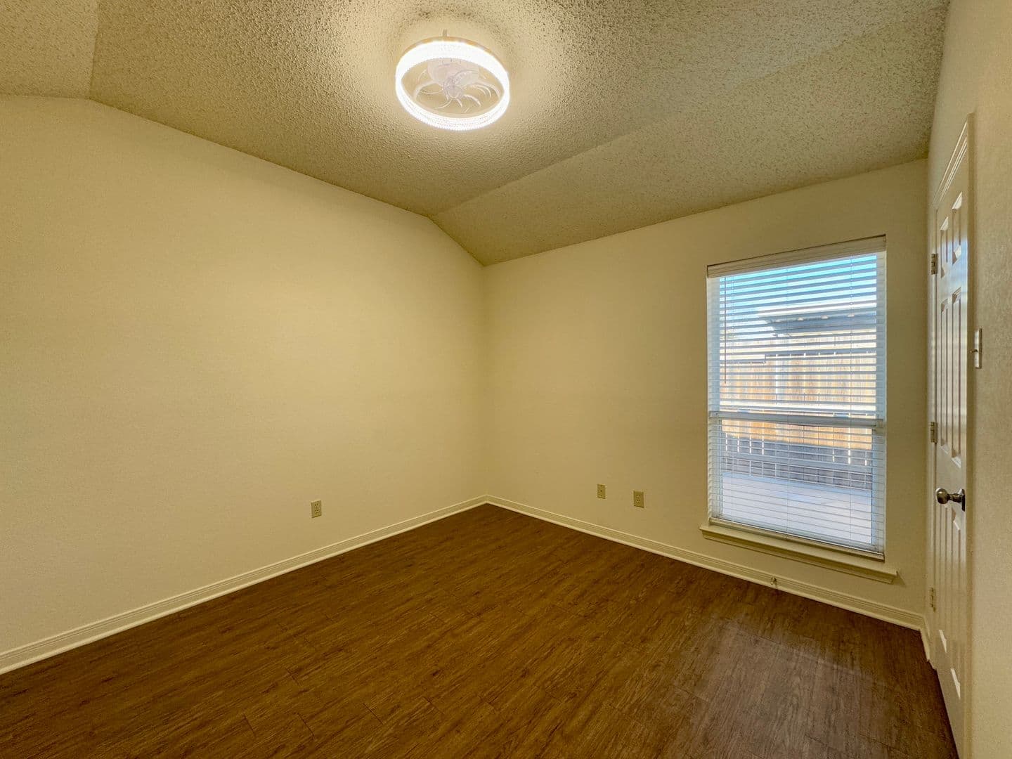 Waco Apartment: 9603 Panther Way