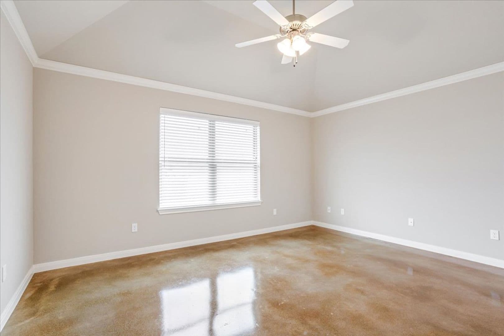 Hewitt House: 614 Hilltop Drive