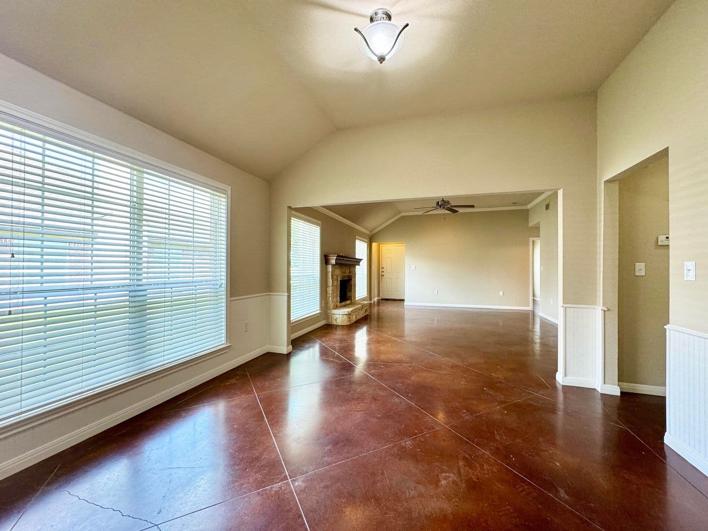 Waco House: 9804 B Salem Way