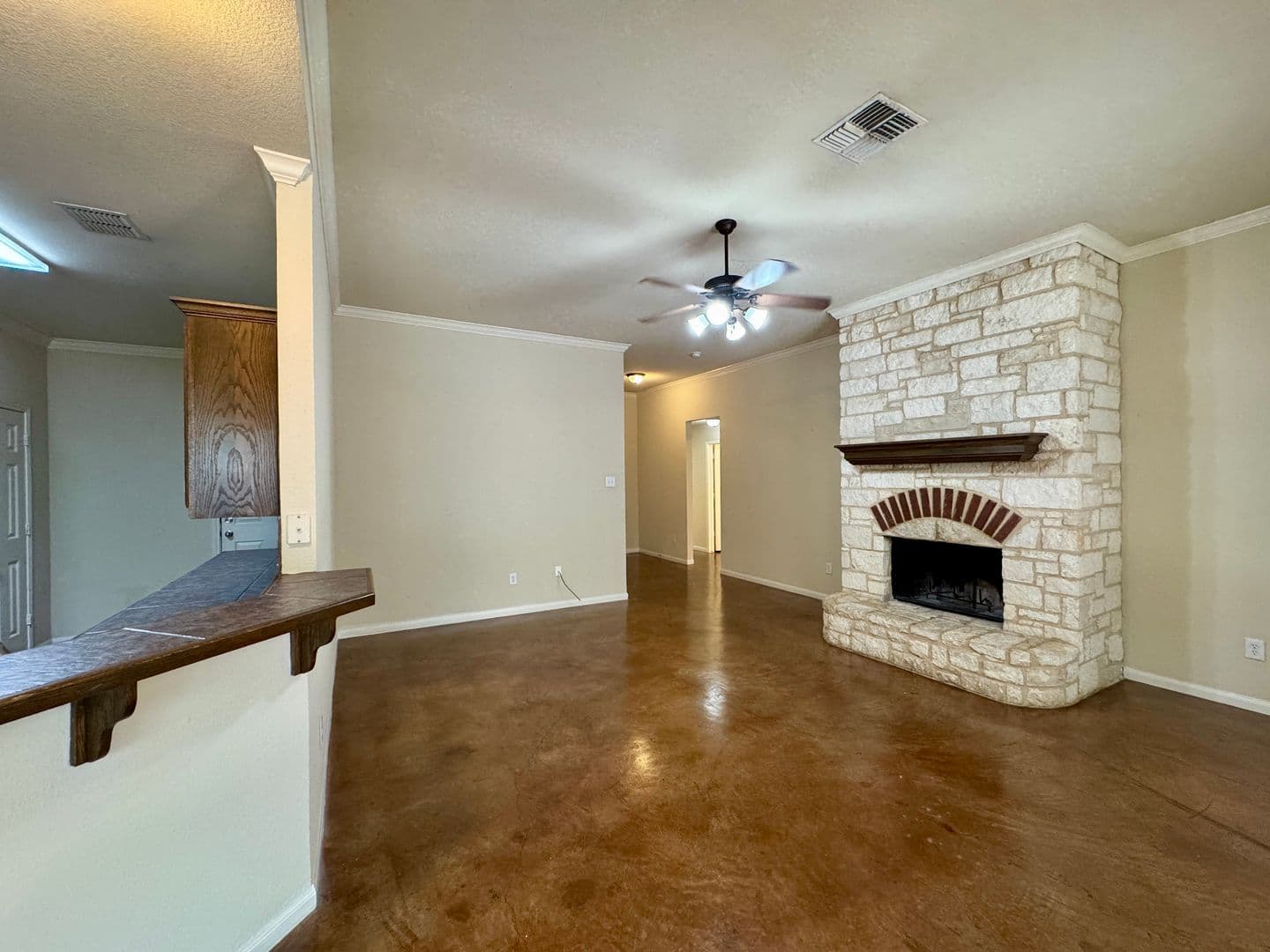 Waco House: 408 B Chapel Trail Circle