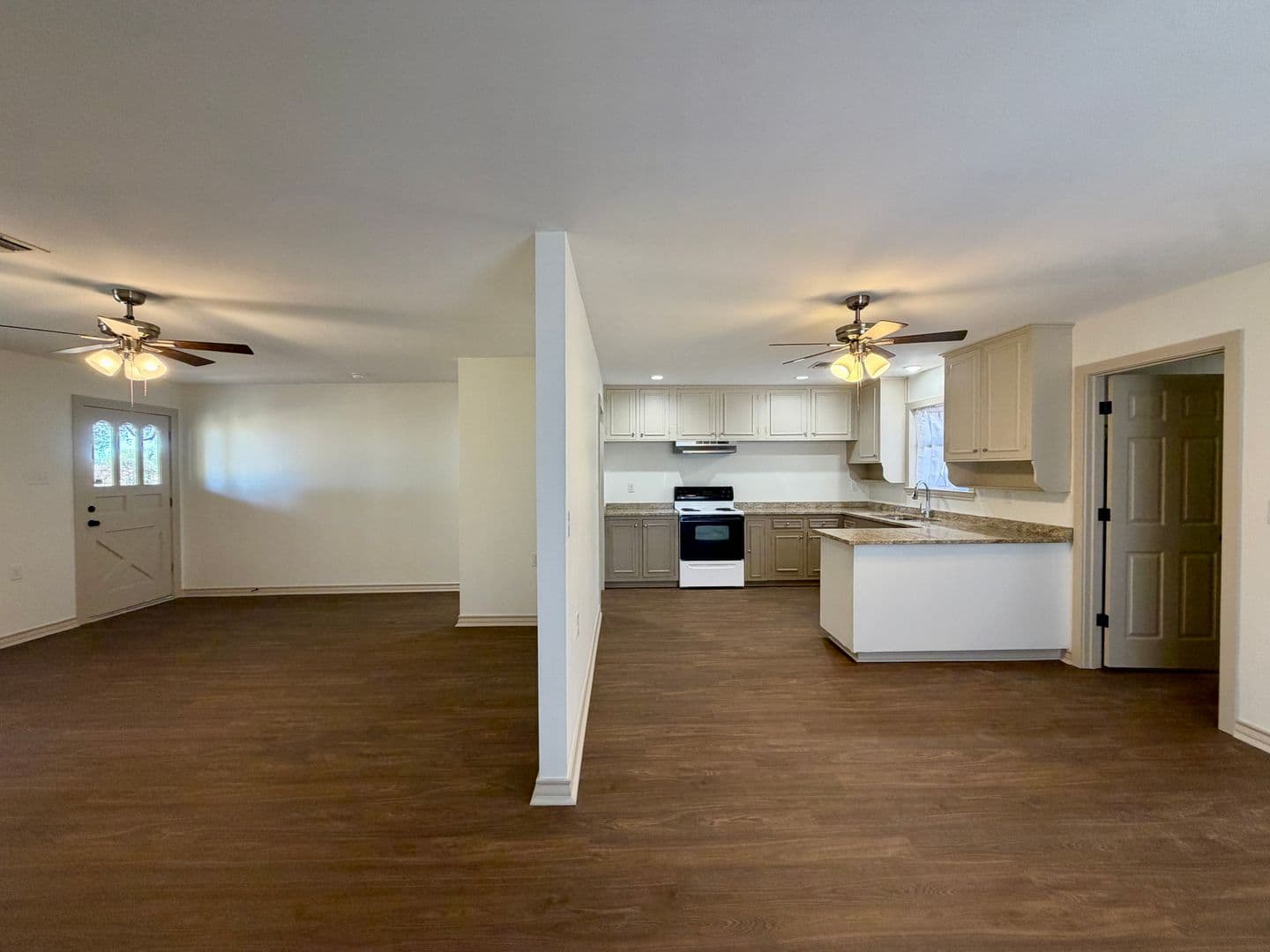 Waco House: 397 Scott Lane