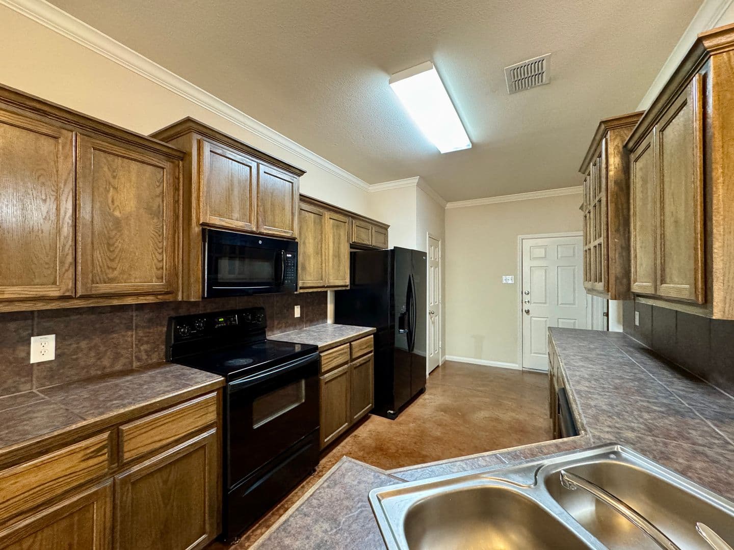 Waco House: 408 B Chapel Trail Circle
