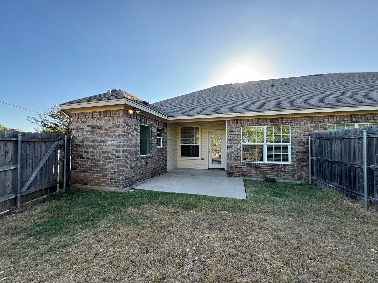 Waco House: 205 B Chapel Trail Circle