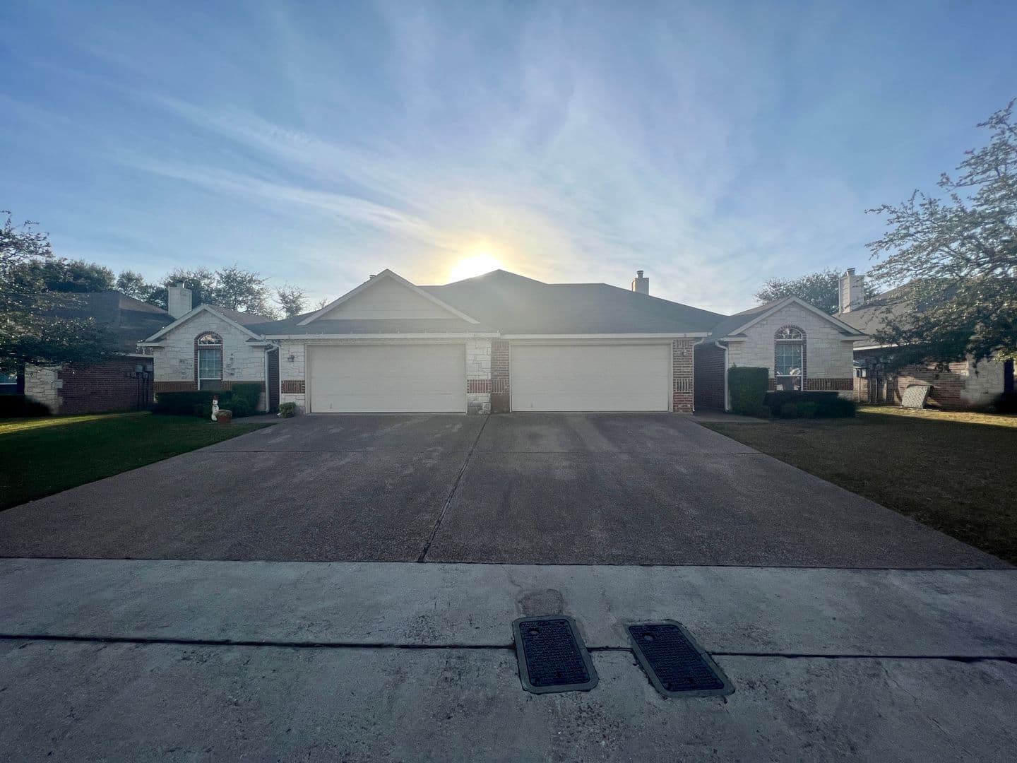 Waco House: 408 B Chapel Trail Circle
