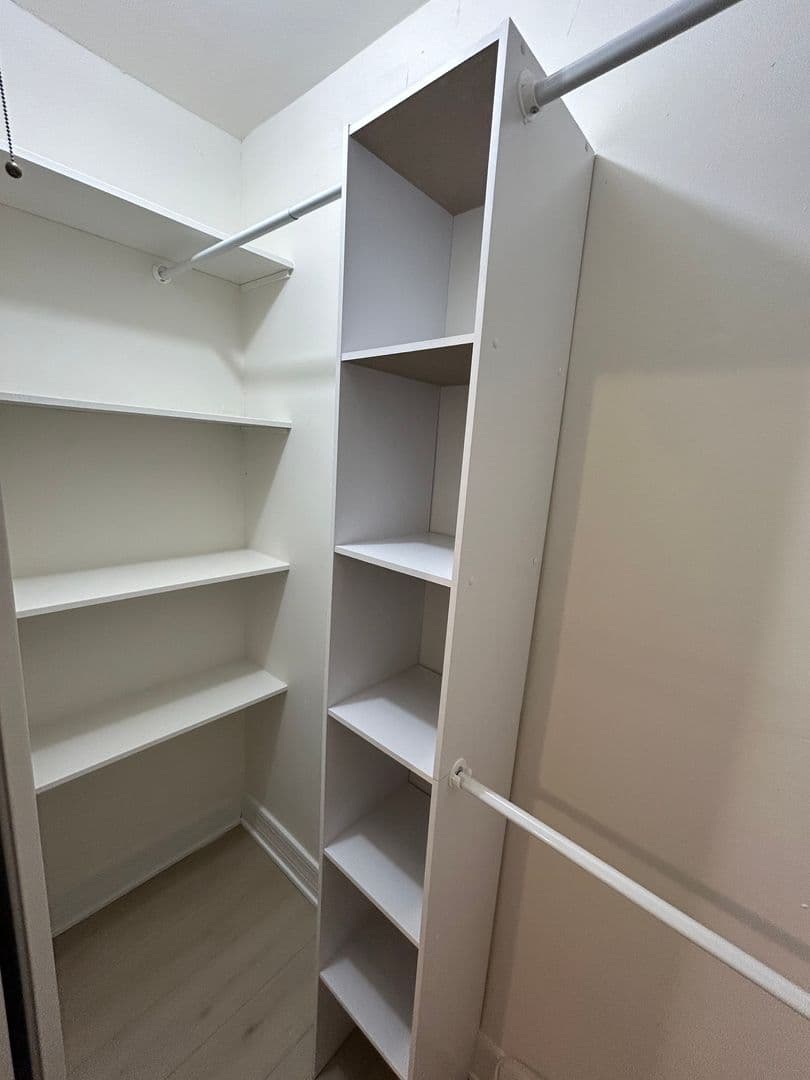 Chicago Apartment: 725 S Loomis Street