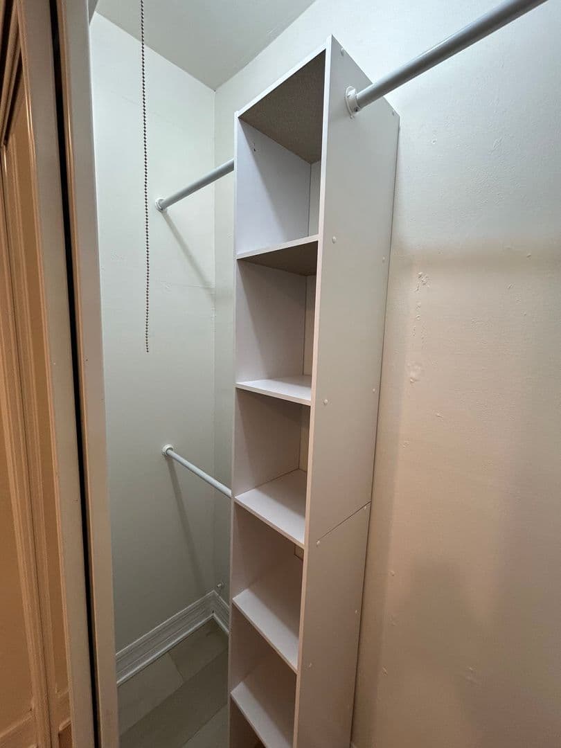 Chicago Apartment: 725 S Loomis Street