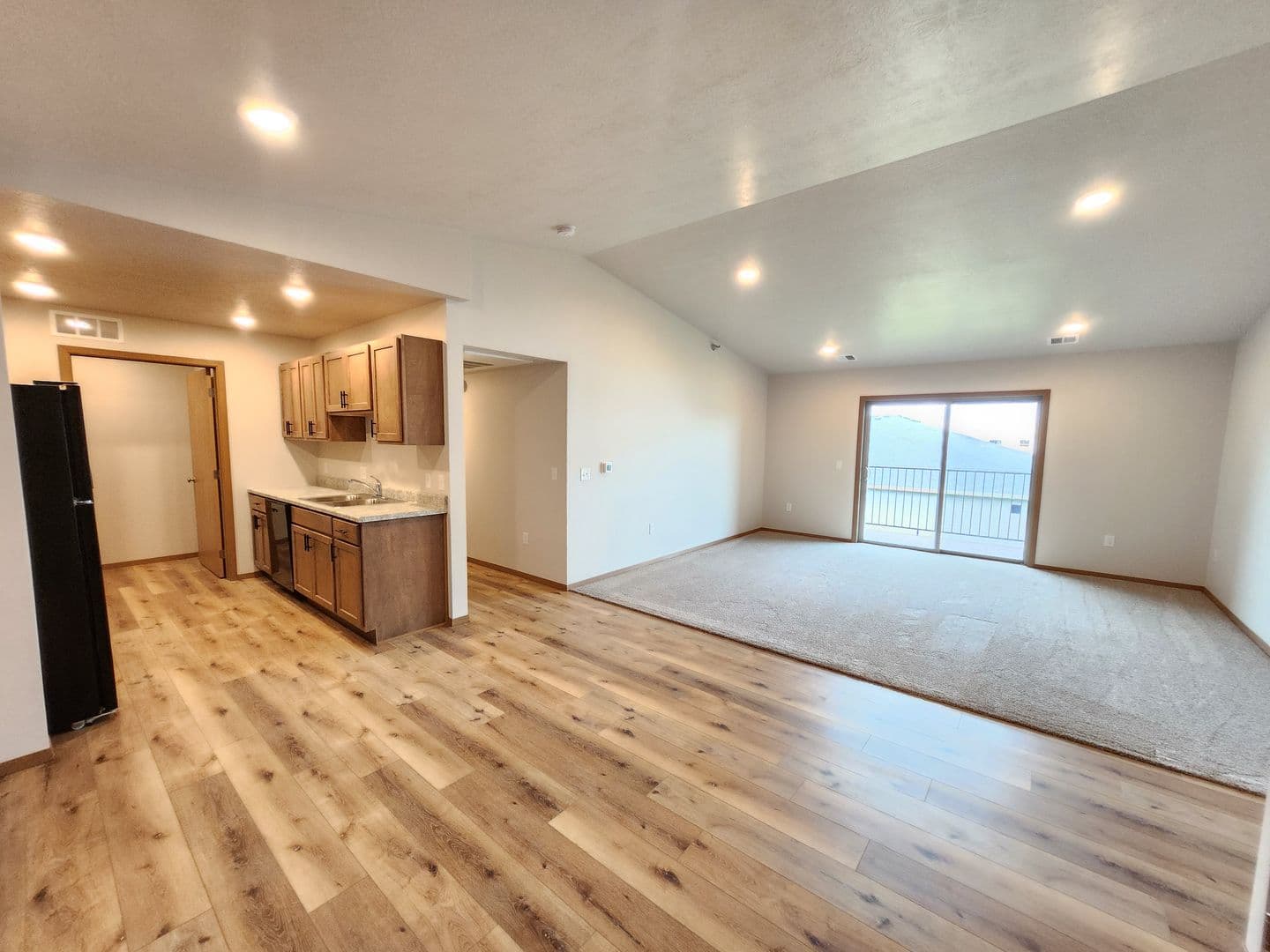 Sioux Falls Apartment: 3600 S. Linedrive Avenue