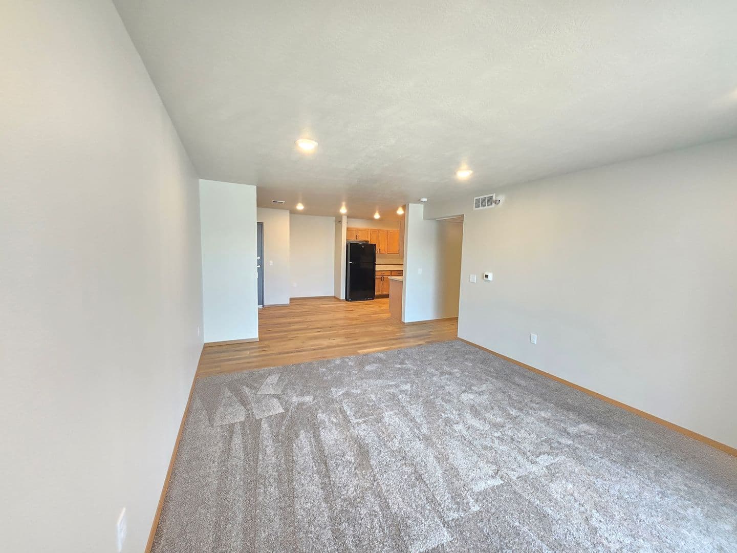 Sioux Falls Apartment: 3600 S. Linedrive Avenue