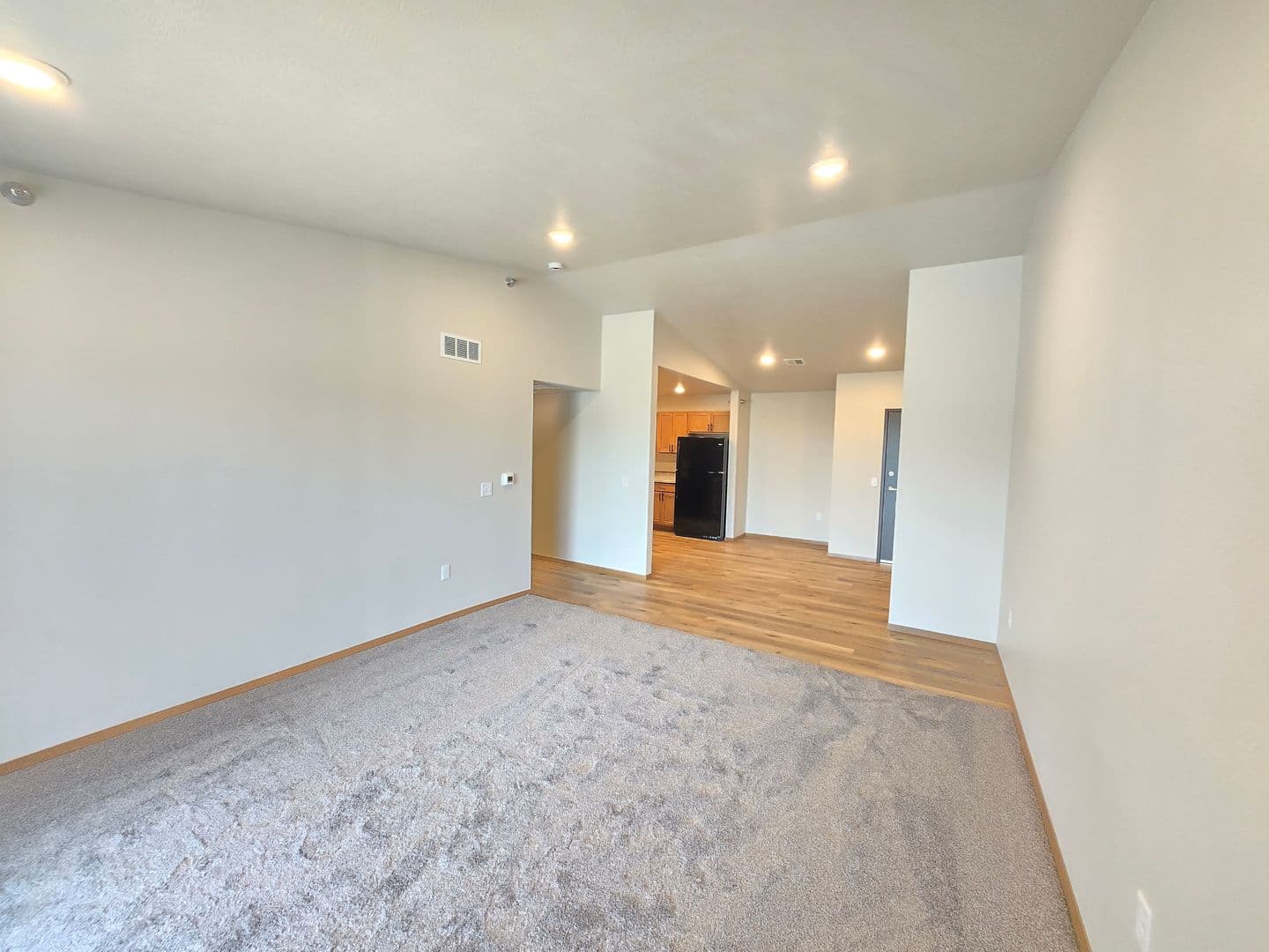Sioux Falls Apartment: 3600 S. Linedrive Avenue