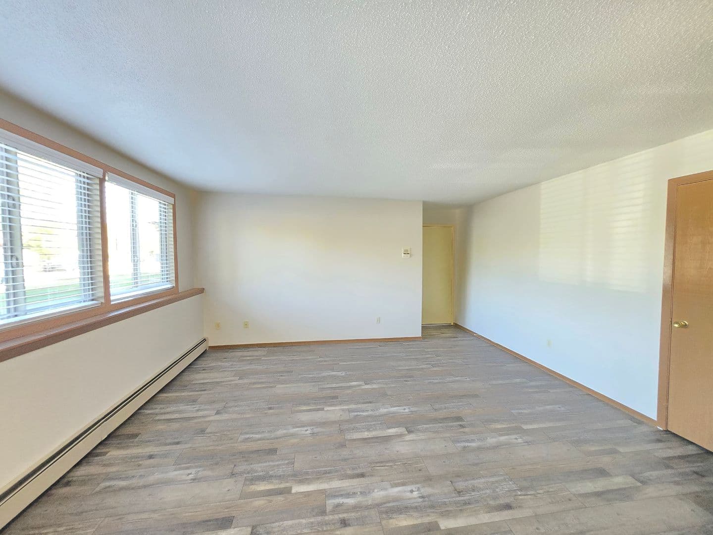 SIOUX FALLS Apartment: 5301 W. 56TH ST.